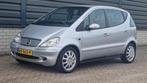 Mercedes-Benz A-klasse 190 Elegance Extra Lang Automaat, Zee, Auto's, Mercedes-Benz, Gebruikt, 4 cilinders, 400 kg, Bedrijf