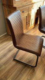 Gratis 4 eetkamerstoelen, Ophalen, Gebruikt, Bruin, Vier