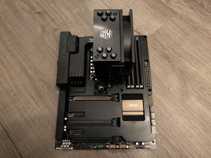 i7 3770K + Asus Z77 Sabertooth + 24GB RAM, Computers en Software, Processors, Zo goed als nieuw, 3 tot 4 Ghz, Ophalen of Verzenden