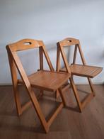 Houten Klapstoelen - stijl van Trieste van Alberto Jacobsen, Huis en Inrichting, Stoelen, Ophalen, Bruin, Twee