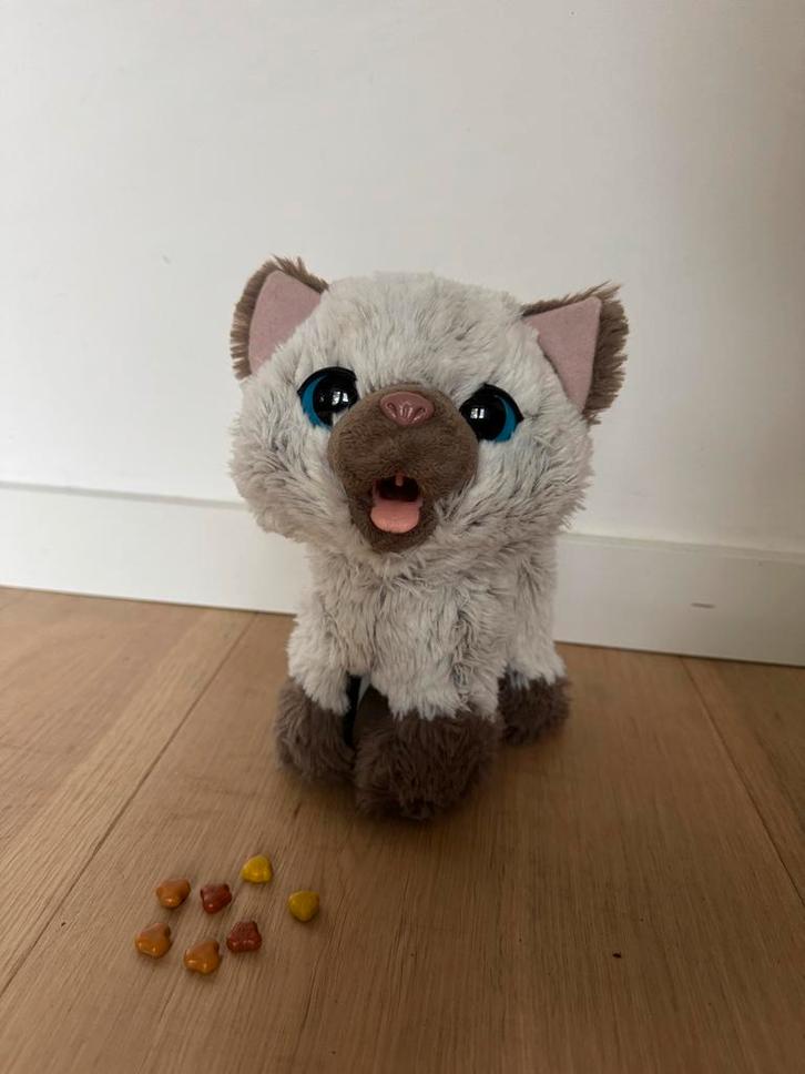 FurReal Poop-a-lots Kat Kami Knuffel, Kinderen en Baby's, Speelgoed | Knuffels en Pluche, Zo goed als nieuw, Poes, Ophalen of Verzenden