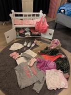 Poppenbedje met toebehoren, Ophalen, Gebruikt