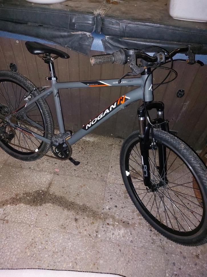 26 inch nogan, Fietsen en Brommers, Fietsen | Jongens, Zo goed als nieuw, Ophalen of Verzenden