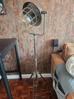 Mooi industriele lamp.., Huis en Inrichting, Lampen | Vloerlampen, Ophalen of Verzenden, Zo goed als nieuw, 150 tot 200 cm