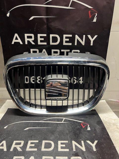 Seat Leon 1P1 Altea 5P5 Toledo 5P2 Grill Grille 5P0853654, Auto-onderdelen, Overige Auto-onderdelen, Seat, Gebruikt, Ophalen of Verzenden