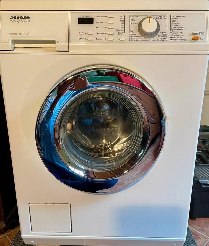 Miele NOVOTRONIC W362 - 5 KG - 1600 toeren, Witgoed en Apparatuur, Wasmachines, Zo goed als nieuw, 6 tot 8 kg, 85 tot 90 cm, 1600 toeren of meer