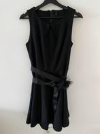 Benetton jurkje maat 38, Kleding | Dames, Jumpsuits, Maat 38/40 (M), Benetton, Zwart, Ophalen of Verzenden