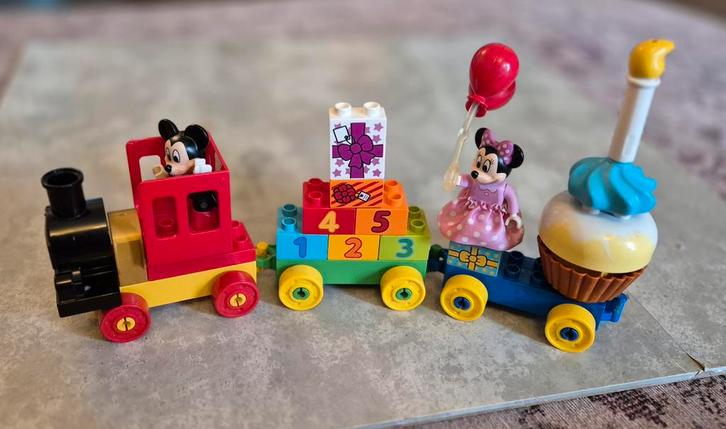 LEGO Duplo Mickey & Minnie Verjaardagsoptocht 10597, Kinderen en Baby's, Speelgoed | Duplo en Lego, Zo goed als nieuw, Duplo, Complete set
