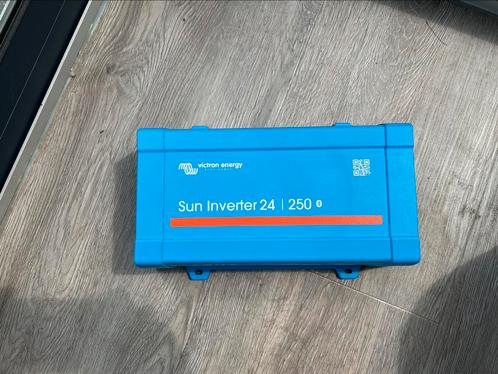 Victron sun inverter 24/250, Watersport en Boten, Navigatiemiddelen en Scheepselektronica, Nieuw, Ophalen of Verzenden