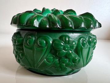 Art Deco Czech Malachiet Persglas Bonbonniere Curt Schlevogt beschikbaar voor biedingen