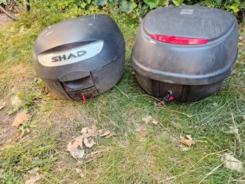 Helm koffer / scooter koffer compleet  beschikbaar voor biedingen