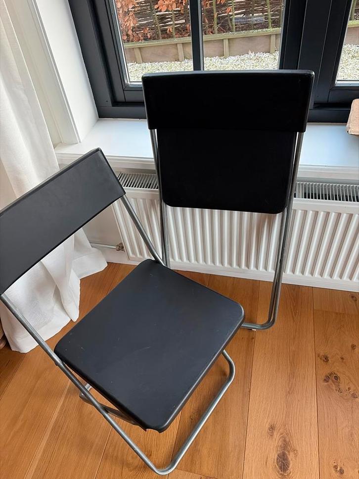 2 IKEA Jeff klapstoelen - Handig en stevig!, Huis en Inrichting, Stoelen, Gebruikt, Twee, Metaal, Zwart, Ophalen