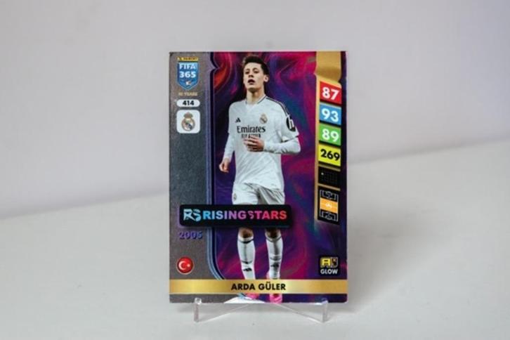 Fifa 365 Panini Trading Card Arda Guler, Hobby en Vrije tijd, Verzamelkaartspellen | Overige, Nieuw, Ophalen of Verzenden