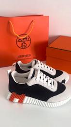 Hermes sneakers - white oranje, Wit, Ophalen of Verzenden, Sneakers of Gympen, Zo goed als nieuw