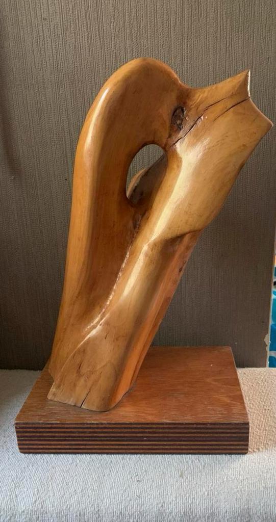 Gesigneerd houten sculptuur jaren 80, Antiek en Kunst, Kunst | Beelden en Houtsnijwerken, Ophalen of Verzenden