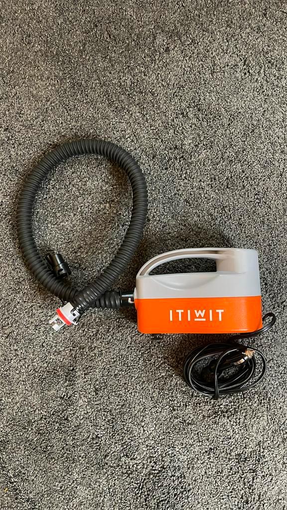 Itiwit electrische pomp, Watersport en Boten, Suppen, Zo goed als nieuw, SUP-accessoire, Ophalen of Verzenden