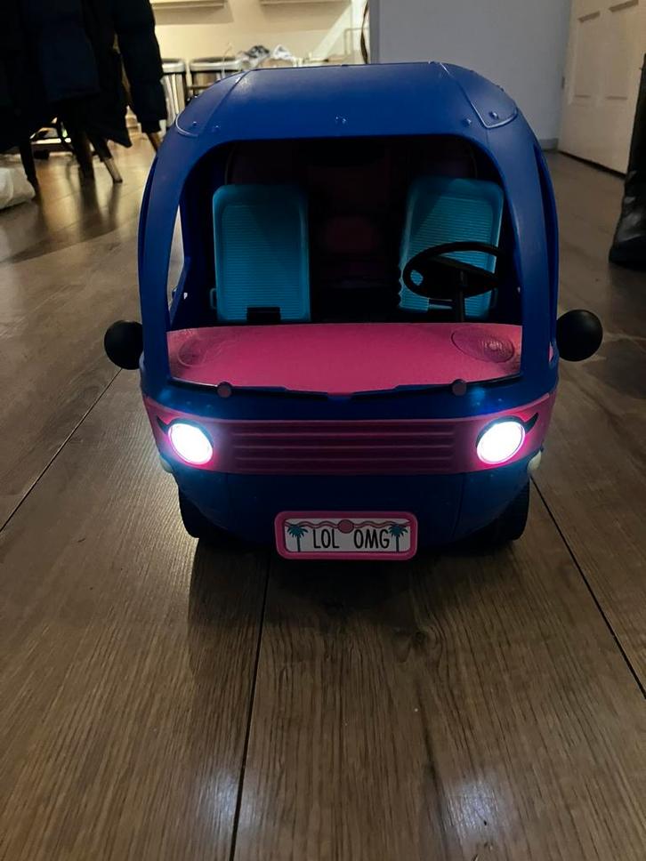 LOL camper kastje en koffer, Kinderen en Baby's, Speelgoed | Poppen, Gebruikt, Overige typen, Ophalen