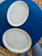 Ovale witte borden., Ophalen, Zo goed als nieuw, Porselein, Bord(en)