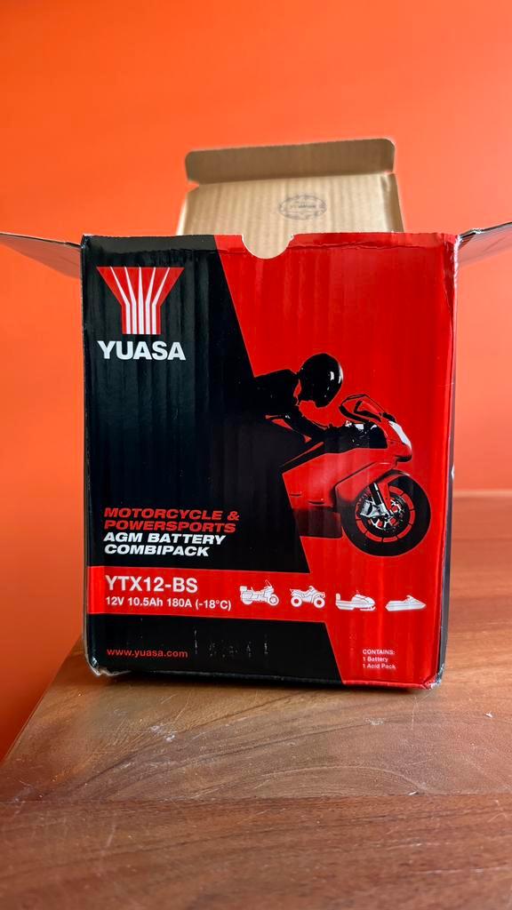 Yuasa YTX12-BS motoraccu, Motoren, Accessoires | Overige, Nieuw, Ophalen