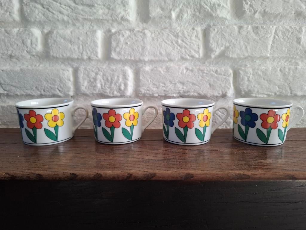 Set van 4 vintage mokken van HW Collection Bavaria Duitsland, Ophalen of Verzenden, Zo goed als nieuw, Porselein, Kop(pen) en/of Schotel(s)