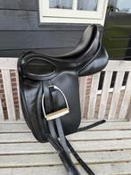 Dressuurzadel Balance Hulsebos 17 inch, Dieren en Toebehoren, Paarden en Pony's | Zadels, Ophalen of Verzenden, Zo goed als nieuw