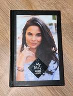 My Way boek - Monica Geuze (Goede Staat), Boeken, Ophalen of Verzenden, Zo goed als nieuw, Film, Tv en Media