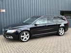 Volvo V70 2.5T R-Design 231 PK!/ONDERHOUDEN!/APK!/CRUISE!/, Voorwielaandrijving, 1716 kg, Gebruikt, Handgeschakeld