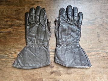 leer bruin handschoen beschikbaar voor biedingen