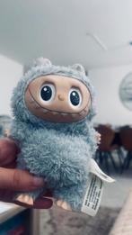 LABUBU blauw, Kinderen en Baby's, Speelgoed | Knuffels en Pluche, Ophalen of Verzenden, Zo goed als nieuw, Overige typen
