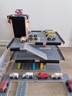 Speelgoed garage van hout, Ophalen, Gebruikt