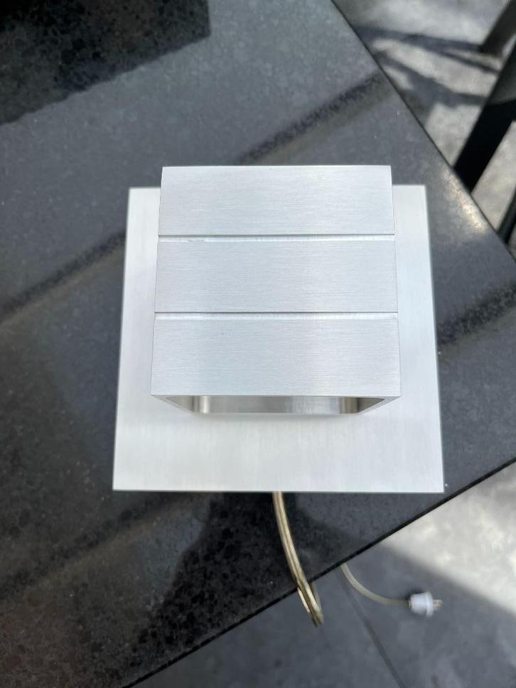 Wandlamp(je) zilverkleur, Huis en Inrichting, Lampen | Wandlampen, Zo goed als nieuw, Ophalen of Verzenden