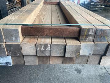 Hardhout–Piquia–palen–staanders-liggers-balken-95x95 mm beschikbaar voor biedingen