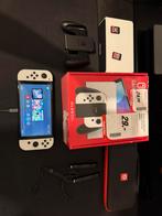 Nitendo Switch Oled, Spelcomputers en Games, Spelcomputers | Nintendo Switch, Ophalen of Verzenden, Zo goed als nieuw, Met 2 controllers