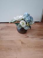 Kunstbloemen met pot, Huis en Inrichting, Ophalen of Verzenden, Zo goed als nieuw, Binnen