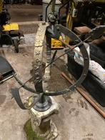 Antieke Zonnewijzer op Sokkel, Ophalen, Gebruikt, Metaal, Overige typen