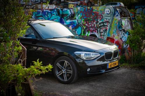 BMW 1-Serie 118I 170PK/125KW 5DR 2012 Zwart, Auto's, BMW, Particulier, 1-Serie, Airconditioning, Apple Carplay, Bluetooth, Centrale vergrendeling