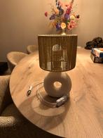 Tafellamp wit met rotan, Huis en Inrichting, Ophalen, Gebruikt, Minder dan 50 cm