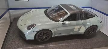 porsche 911(992.2) TARGA 4 gts hybrid 2025  1:18 beschikbaar voor biedingen
