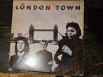 Paul McCartney and Wings London town, incl poster, Ophalen of Verzenden, Gebruikt, 12 inch, Poprock