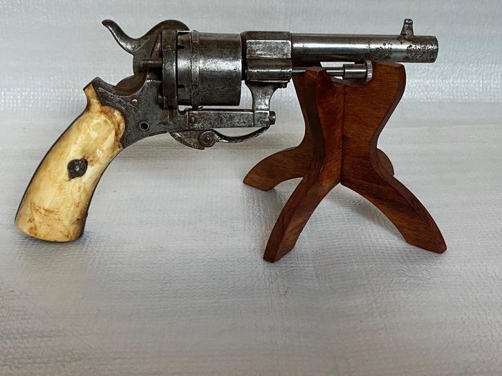 Fraai Leaucheux type 7mm Penvuur Revolver, Antiek en Kunst, Antiek | Overige Antiek, Ophalen of Verzenden