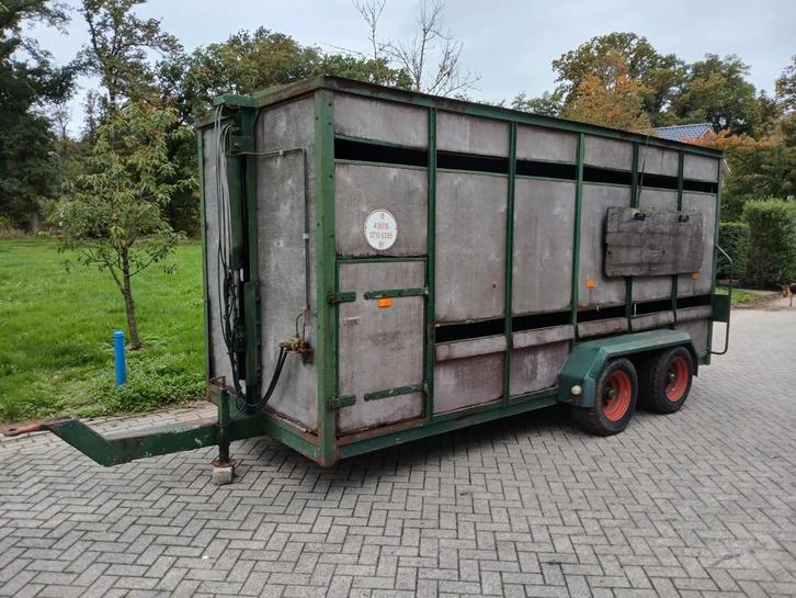 Veewagen voor biggen / varkens / schapen / koeien, Zakelijke goederen, Agrarisch | Werktuigen, Ophalen of Verzenden