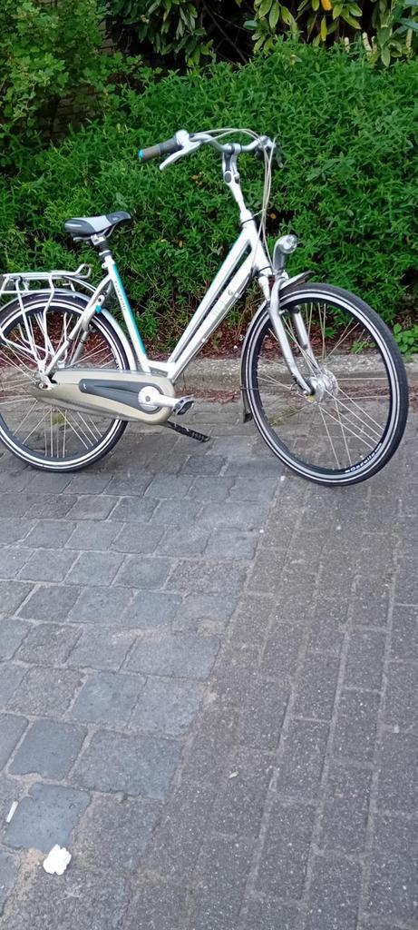 NETTE DAMESFIETS, Fietsen en Brommers, Fietsen | Dames | Damesfietsen, Zo goed als nieuw, Gazelle, Versnellingen, 56 cm of meer