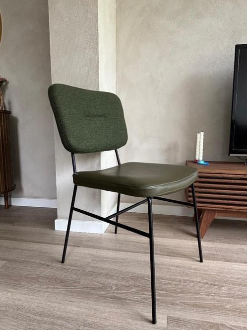 Eetkamerstoelen | Milih, Huis en Inrichting, Stoelen, Zo goed als nieuw, Vier, Kunststof, Metaal, Stof, Overige kleuren, Ophalen
