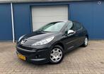 Peugeot 207 1.4 16V 5DRS 2007 Zwart N.w Apk/Airco, Voorwielaandrijving, Stof, 1360 cc, Zwart
