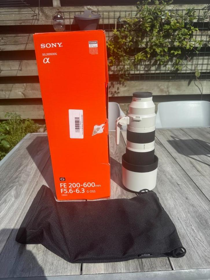 Sony FE 200-600mm f/5,6-6,3 G OSS in nieuwstaat, Audio, Tv en Foto, Fotografie | Lenzen en Objectieven, Zo goed als nieuw, Telelens