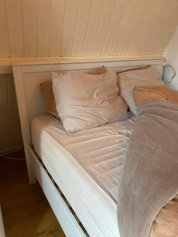 Wit Ikea bedframe 160cm + evt. matras - afbeelding 3