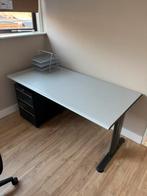 Bureau + ladekast op wielen, Ophalen, Zo goed als nieuw, Bureau