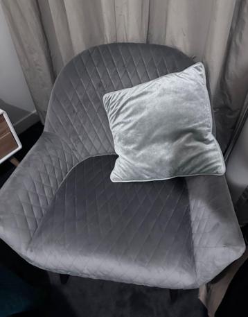 armchair  beschikbaar voor biedingen