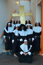 Te koop 60 stuks Non, Kleding | Dames, Carnavalskleding en Feestkleding, Carnaval, Maat 46/48 (XL) of groter, Ophalen of Verzenden