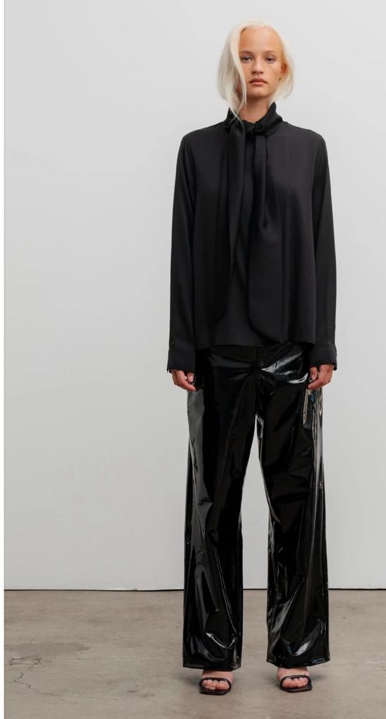 Ahlvar Gallery super leuke latex pantalon zwart S NP 174,00, Kleding | Dames, Broeken en Pantalons, Zo goed als nieuw, Maat 38/40 (M)
